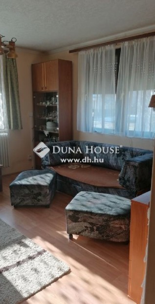 Elad� 130 nm-es h�z Sellye