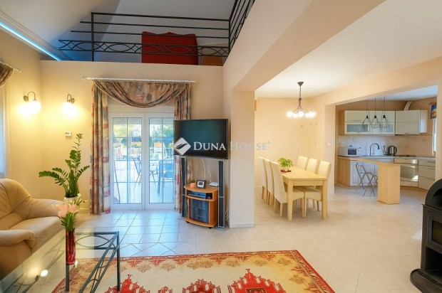 Elad� 134 nm-es h�z Debrecen