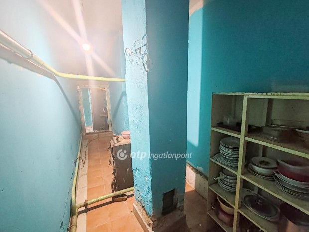 Elad� 134 nm-es h�z K�telek