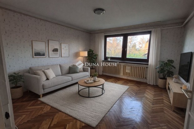 Elad� 135 nm-es h�z Beretty��jfalu