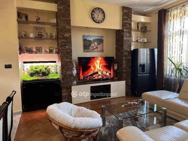 Elad� 137 nm-es h�z Dunaharaszti