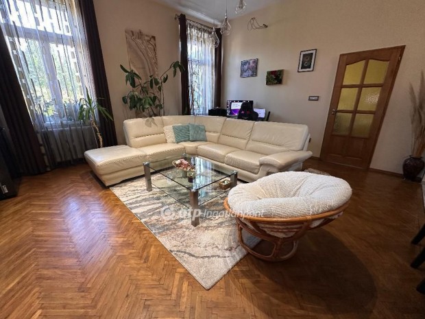 Elad� 137 nm-es h�z Dunaharaszti