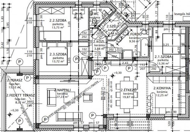 Elad� 139 nm-es h�z Mosonmagyar�v�r