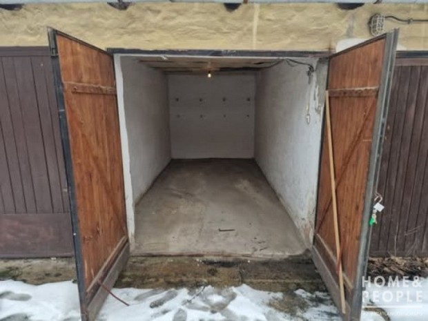 Elad� 13 nm-es Gar�zs Szeged Szeged Belv�ros