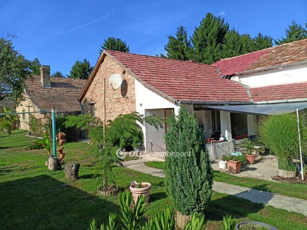 Elad� 140 nm-es h�z Somogyszil