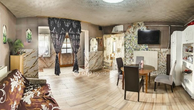 Elad� 142 nm-es h�z Verpel�t