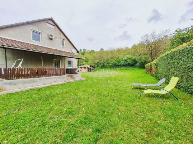 Elad� 143 nm-es h�z Etes