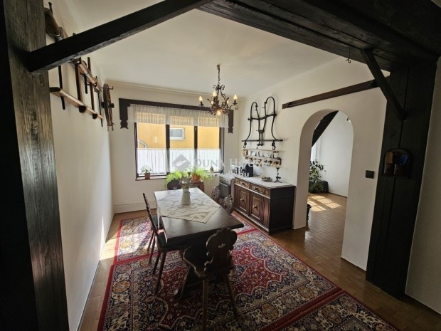 Elad� 145 nm-es h�z Sz�kesfeh�rv�r