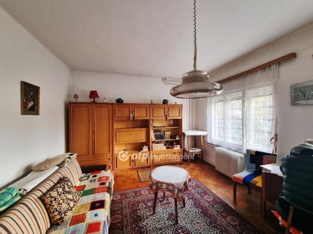 Elad� 150 nm-es h�z Kiskunlach�za