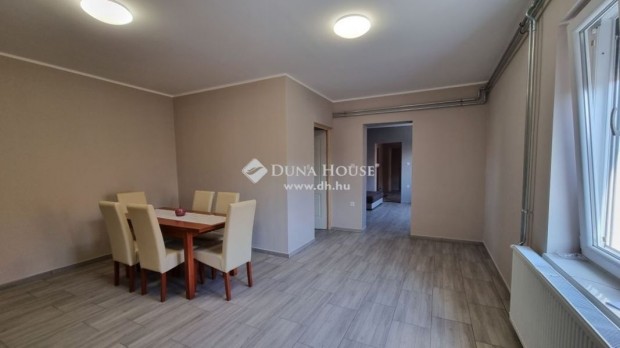 Elad� 150 nm-es h�z Sellye