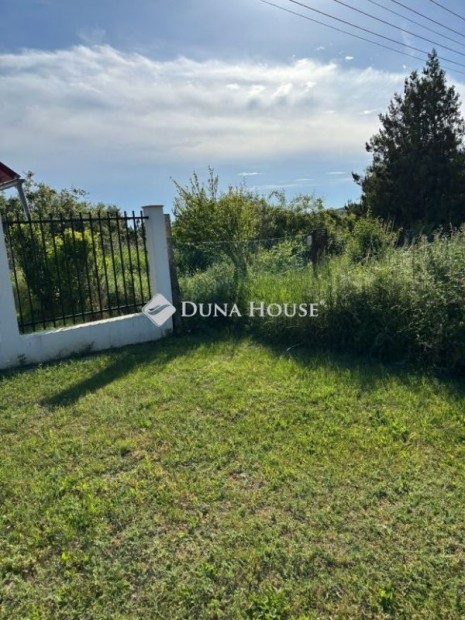 Elad� 1513 nm-es telek Papkeszi