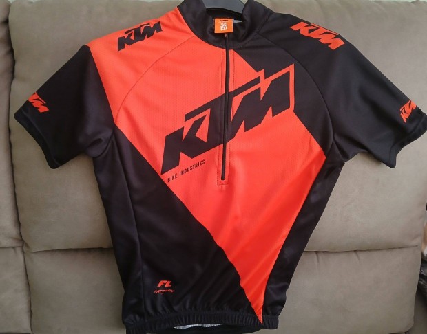 Elad 152-es mret KTM kerkpros mez