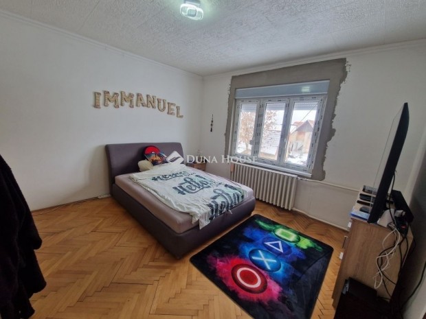 Elad� 152 nm-es h�z Baja