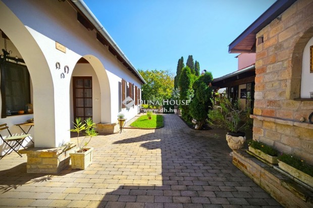 Elad� 155 nm-es h�z Gy�r