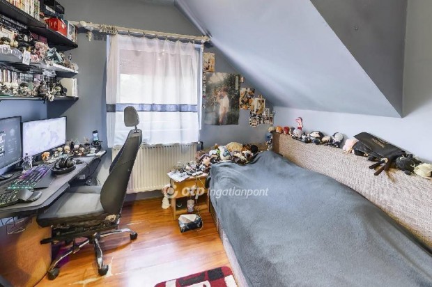 Elad� 157 nm-es h�z Miskolc