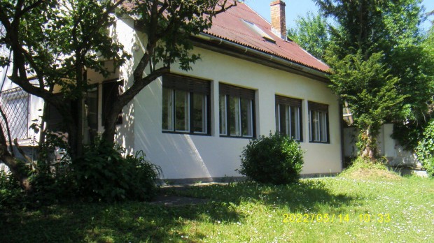 Elad� 157 nm-es h�zingatlan Le�nyfalun, 69 000 000,-Ft-os �ron