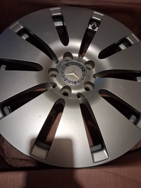 Elad� 15" Mercedes alufelni