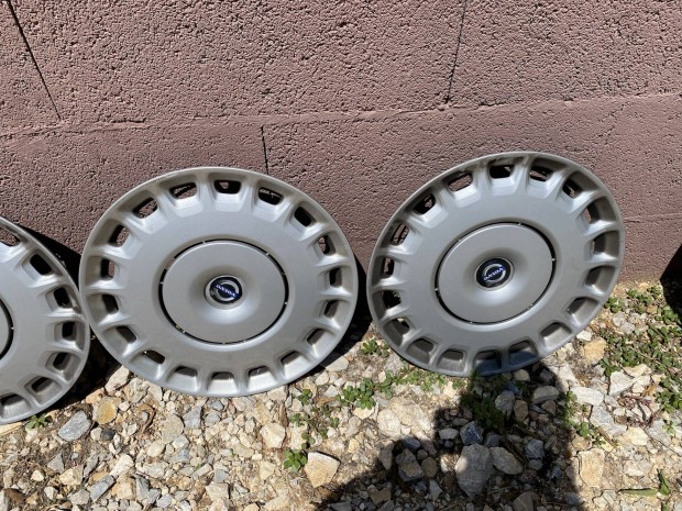 Eladó 15" Volvo disztárcsa