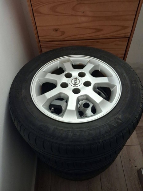 Elad 15 coll alufelni garnitra