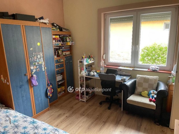 Elad� 160 nm-es h�z Dabas