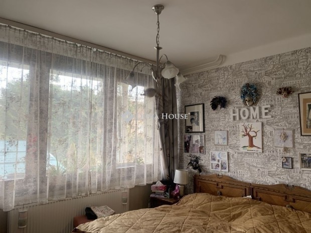 Elad� 164 nm-es h�z Erd�kertes