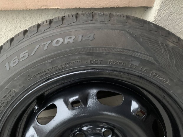 Elad 165/70 R14 es tli gumi lemezfelnivel