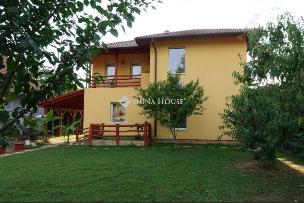 Elad� 166 nm-es h�z Kiskunlach�za