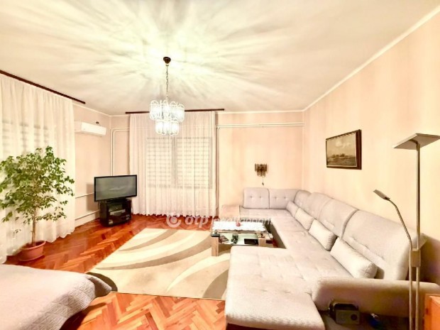 Elad� 170 nm-es h�z Orosh�za