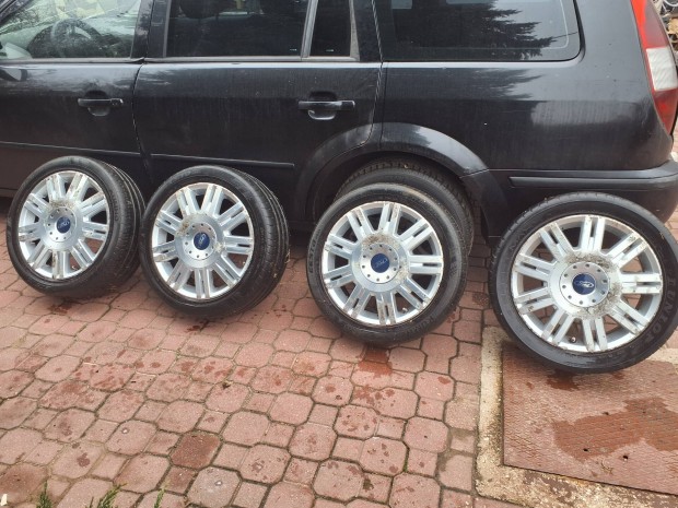 Elad� 17" Alufelni gy�ri ford, Et35, k�z�p furat 63,4. 
