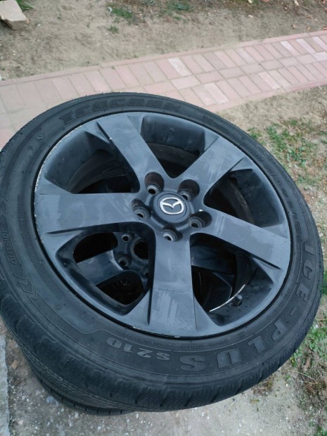 Eladó 17", Mazda Gta felni szett, 2024 évjáratú téli gumival