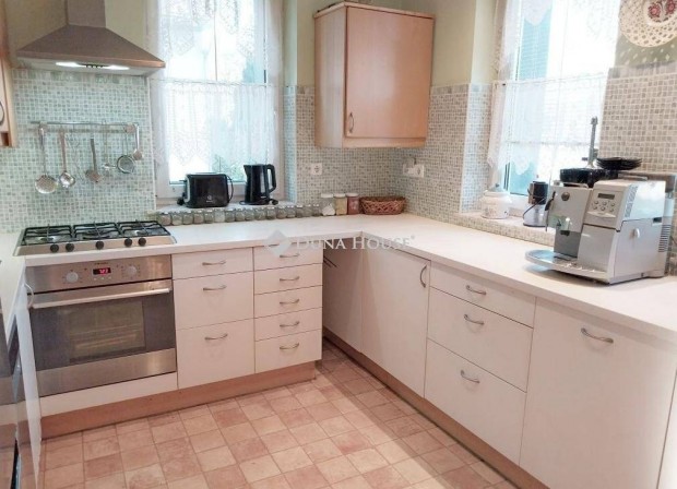 Elad� 180 nm-es h�z B� #5110064