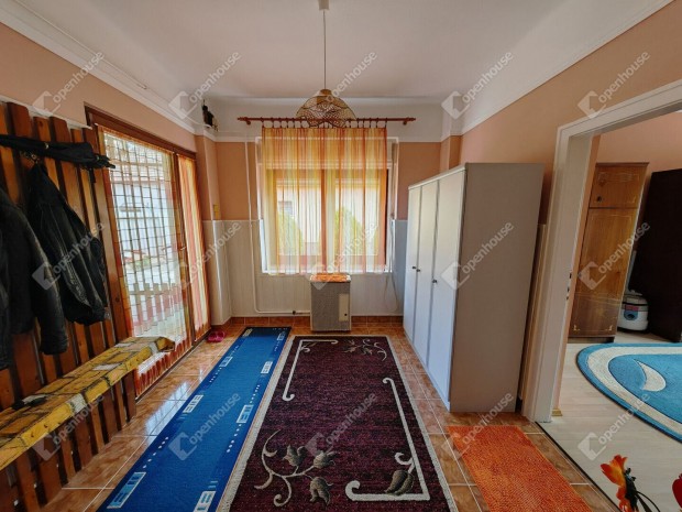 Elad� 184 nm-es h�z Vecs�s