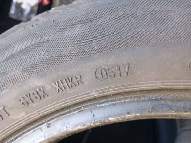 Eladó 185/55 R15 nyári gumiabroncs garnitúra