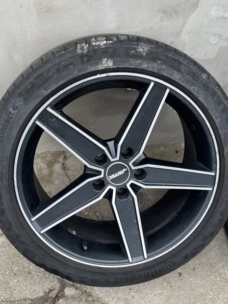 Elad 18 colos 5x112 Et 35 alufelni garnitra .