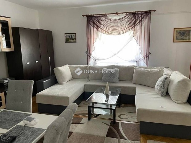 Elad� 192 nm-es h�z H�dmez�v�s�rhely