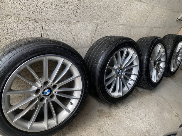 Elad 19" BMW Alufelni Nyri gumival