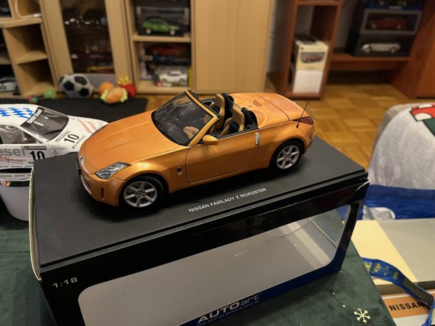 Elad 1:18 Autoart Nissan Fairlady Z Roadster