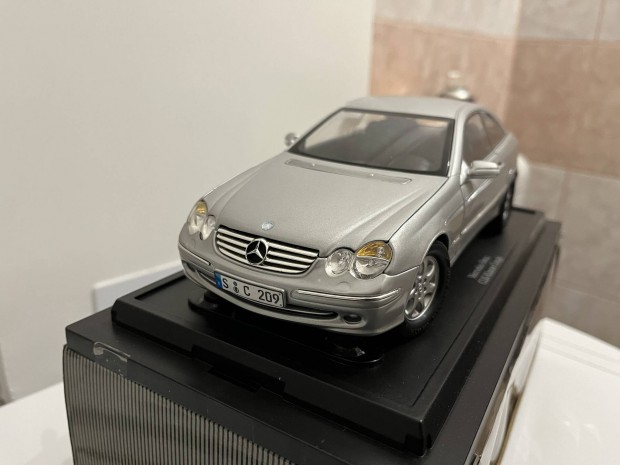 Elad 1:18 Kyosho Mercedes-Benz CLK-Klasse