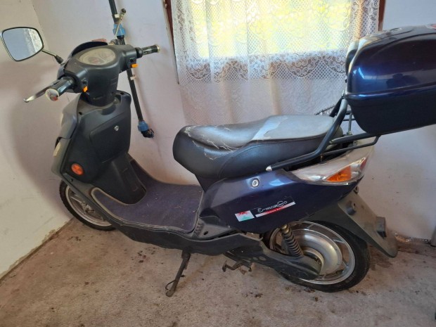 Eladó 1 darab elektromos moped