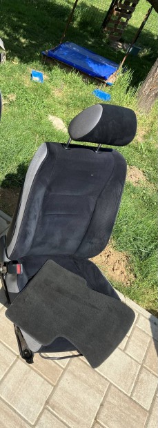 Eladó 1db Honda civic ufó ülés