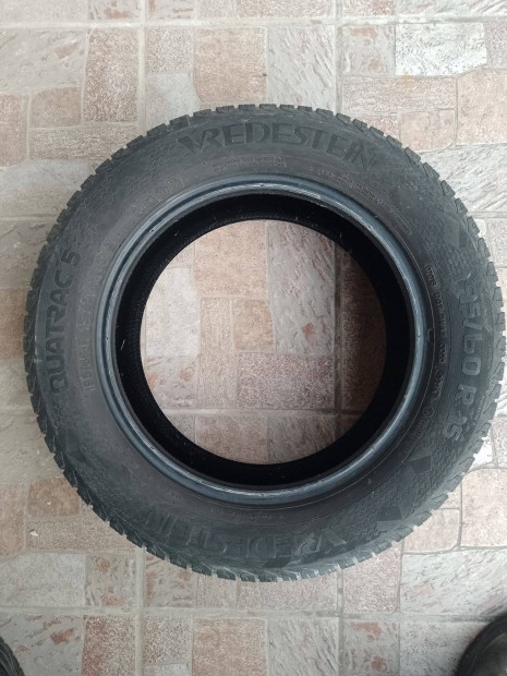 Elad 1db j llapotu Quatrac 5 195/60/R15 ngyvszak gumiabroncs