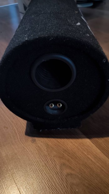 Eladó 200 W SAL XB-8 autós mélynyomó