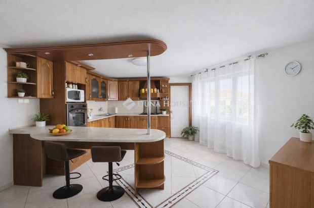 Elad� 200 nm-es h�z Pog�ny