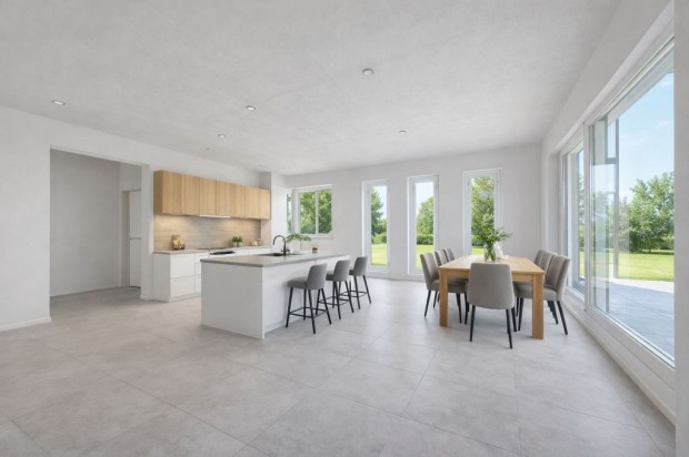 Elad� 200 nm-es h�z Sz�kesfeh�rv�r