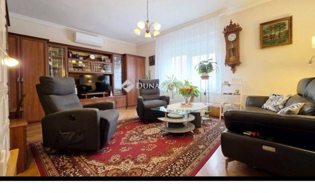 Elad� 200 nm-es h�z Szombathely #5166805