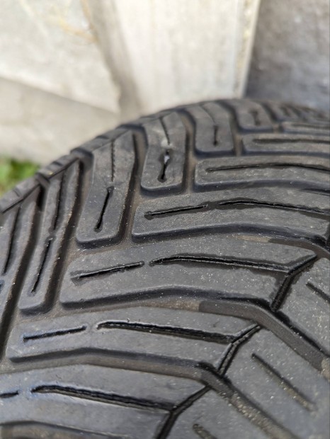 Eladó 2017es Michelin Crossclimate 175/65 R14 Négyévszakos gumi