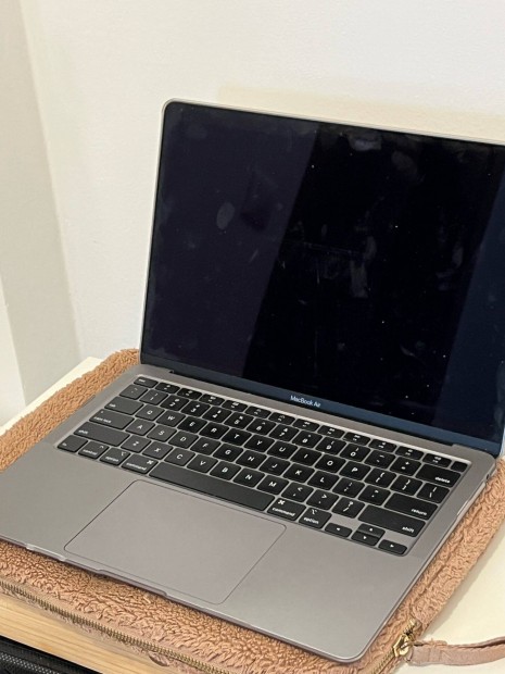 Elad 2020 Macbook Air 13"