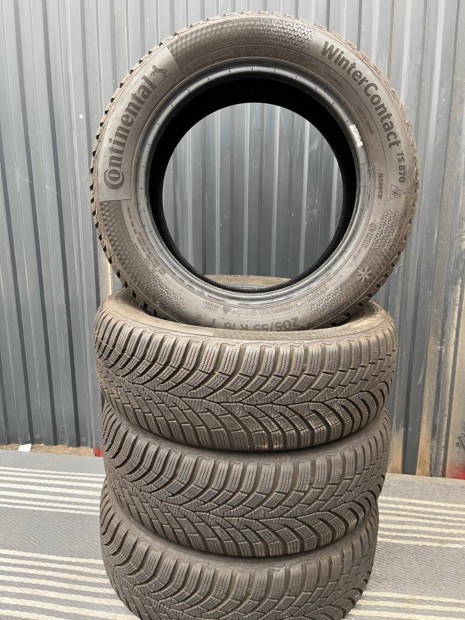 Eladó 205/55 R16 Continental téli gumi 99%-os állapotban 205 55 16