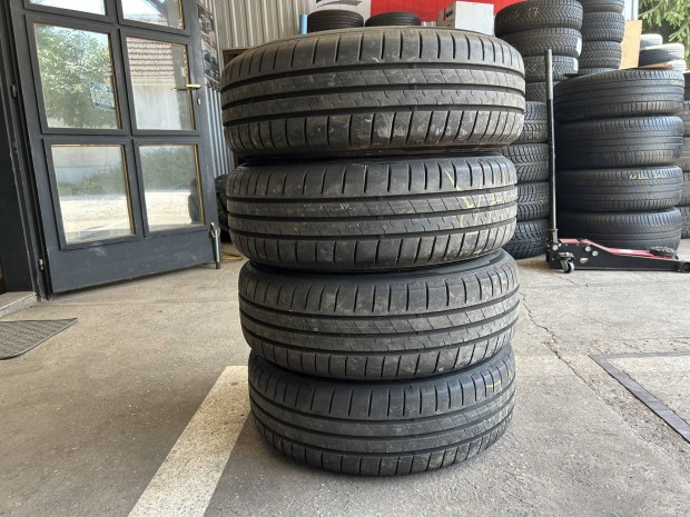 Eladó 205/60 r16 Falken nyári gumi!
