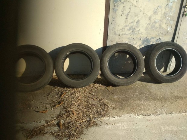 Elad 205/60 r16 nyri gumi